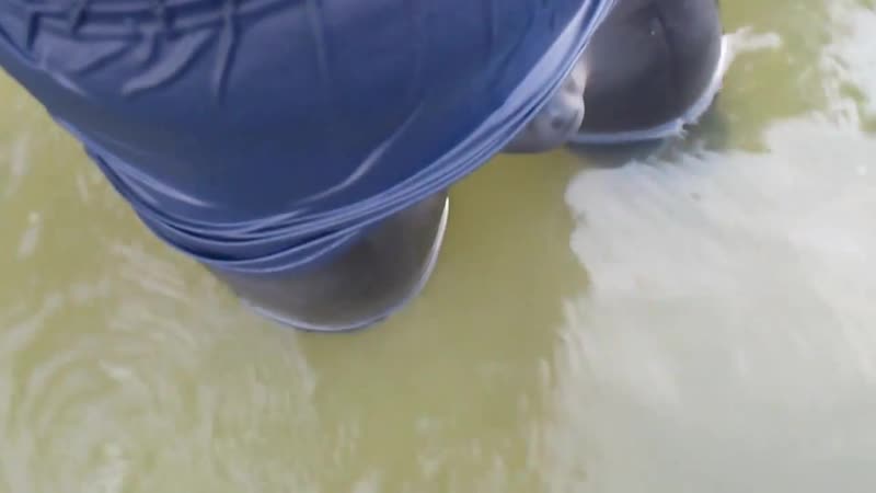 Wetlook in spandex