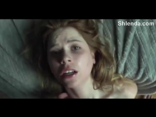 pervokursnitsu-ebut-v-obshage