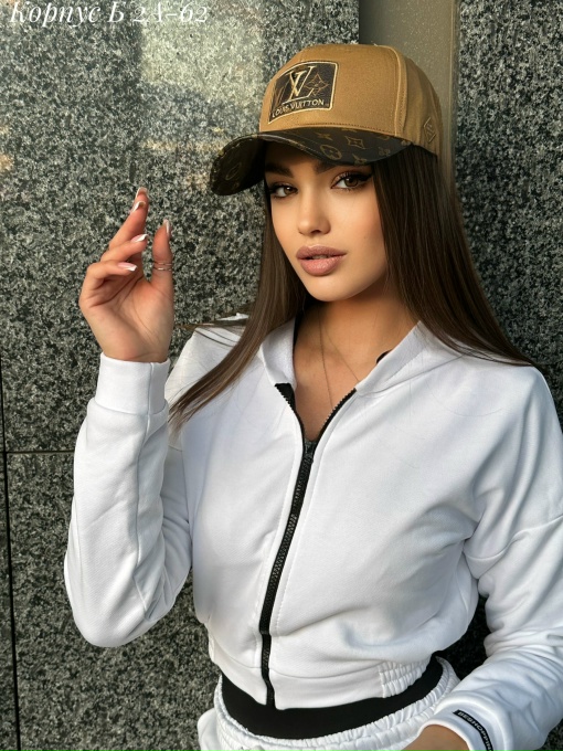 Модные бейсболки женские (59 фото)