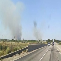 В Мелитополе от обломков сбитых ракет загорелась сухая трава [ria.ru]